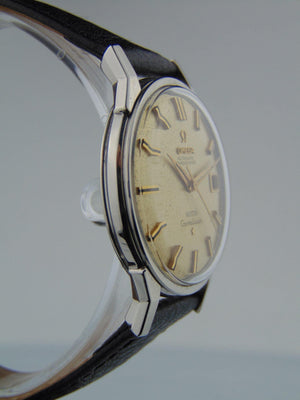 Omega - Ref. 168.005 A very fine and rare stainless steel Meister Constellation - Vintage Watch Leader